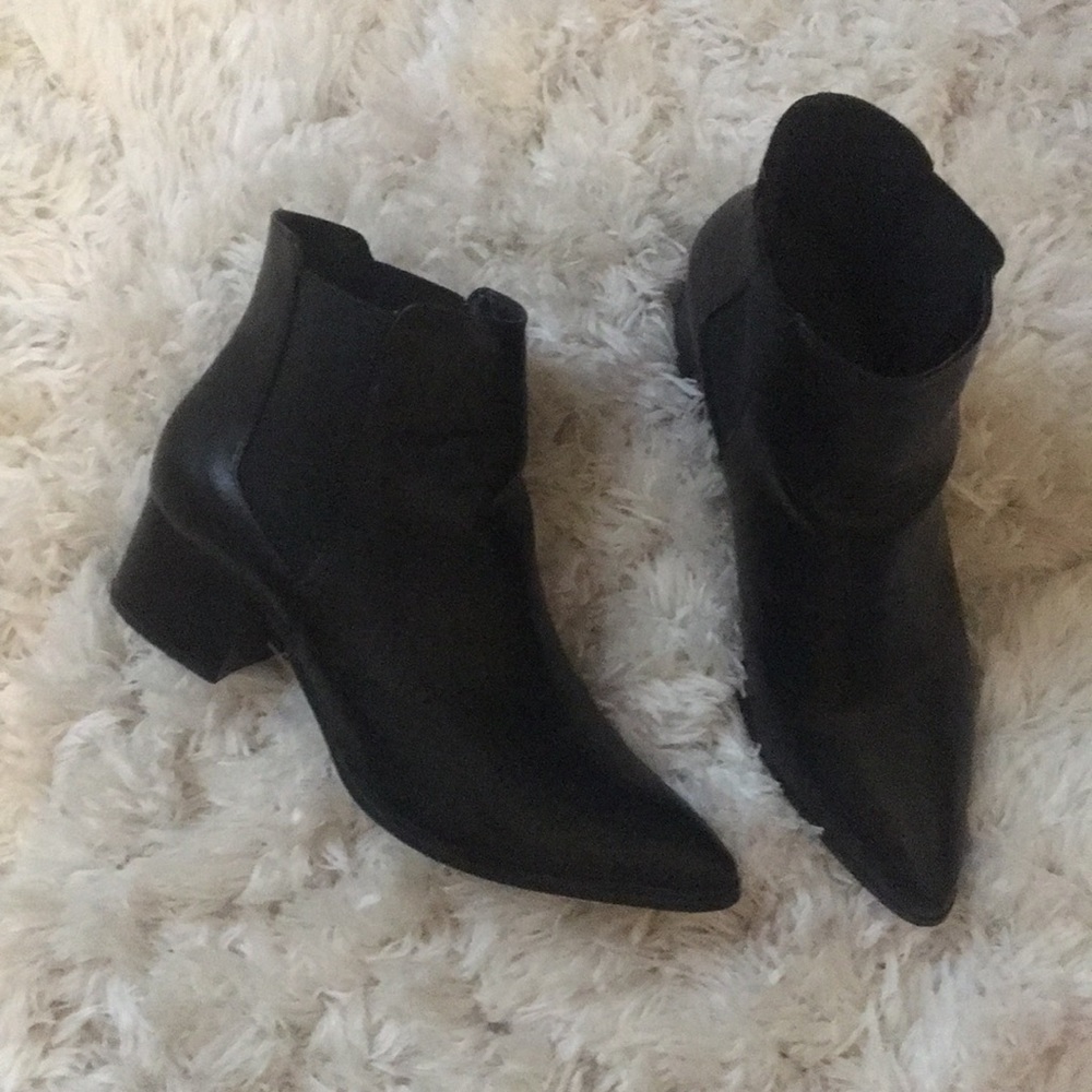 Ankle boots